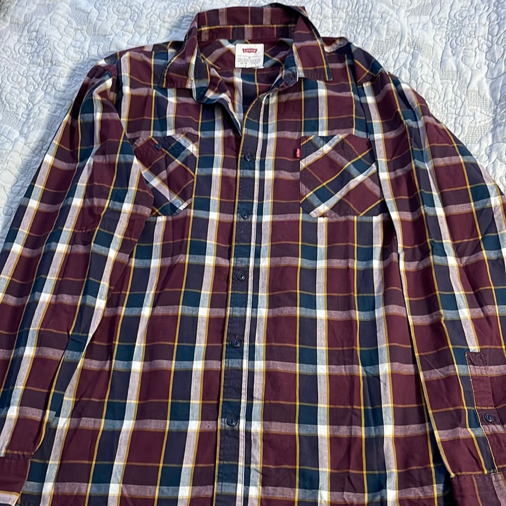 Levis long sleeve men’s shirt